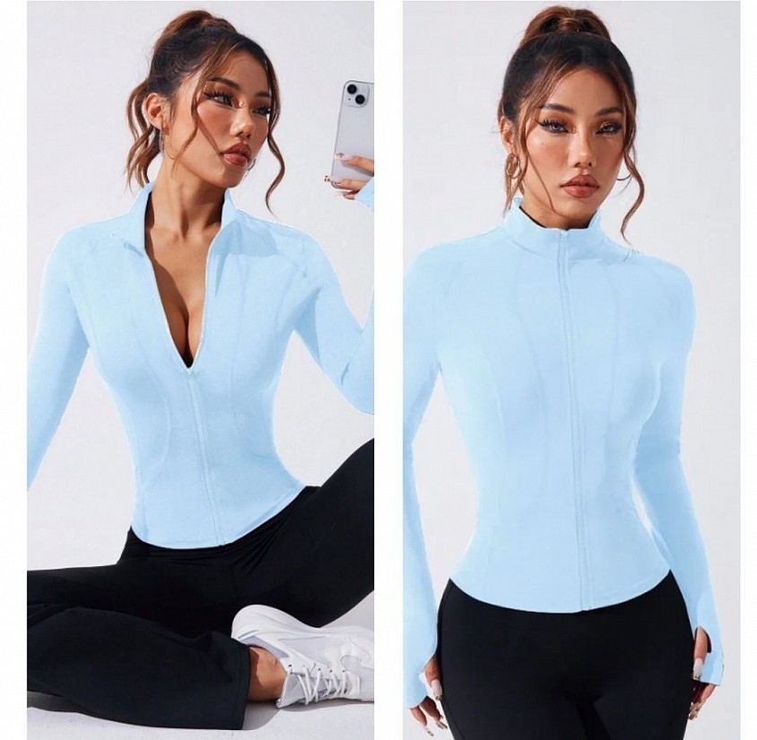Color: Azul / Talla S / Precio: VENDIDA